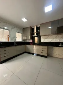 Casa com 3 Quartos para alugar, 307m² no Jardim Merci II, Jundiaí