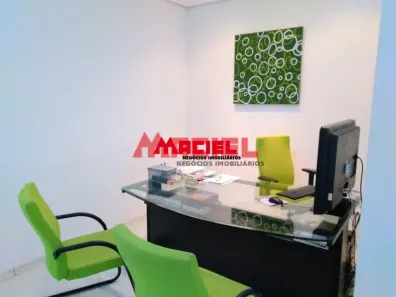 com 4 Quartos à venda, 250m² no Centro, São José dos Campos