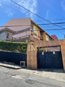 Sobrado com 3 Quartos à venda, 131m² no Nordeste de Amaralina, Salvador
