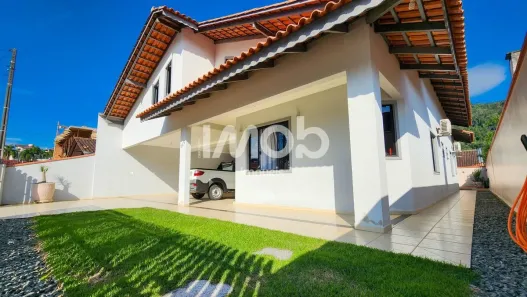 Casa com 3 Quartos à venda, 185m² no Jaraguá Esquerdo, Jaraguá do Sul