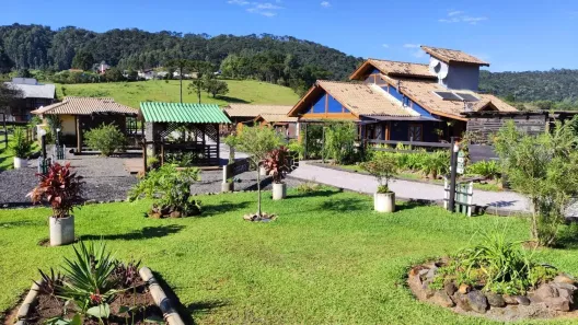 Imóvel Comercial com 6 Quartos à venda, 200m² no Águas Brancas, Urubici