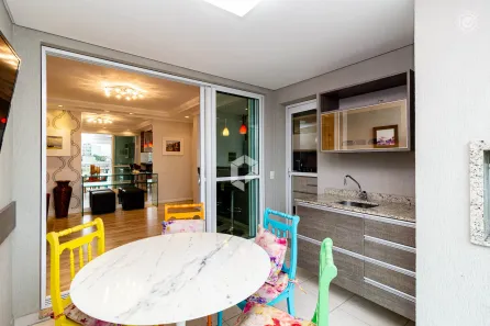 Apartamento com 3 Quartos à venda, 94m² no Água Verde, Curitiba