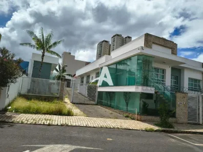 Imóvel Comercial para alugar, 600m² no Centro, Uberlândia