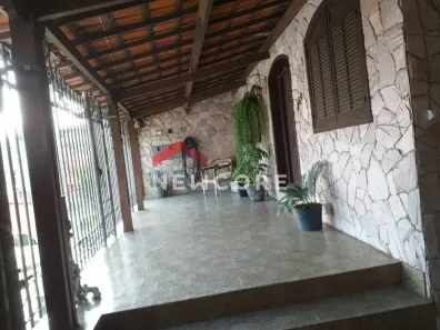 Casa com 8 Quartos à venda, 500m² no Água Branca, Contagem