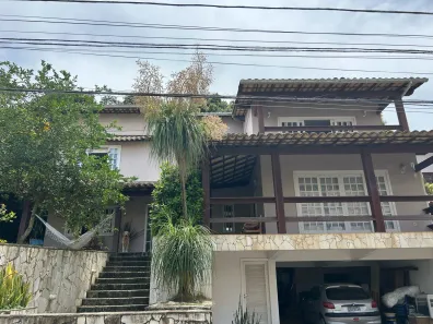 Casa de Condomínio com 4 Quartos à venda, 1000m² no Sapê, Niterói