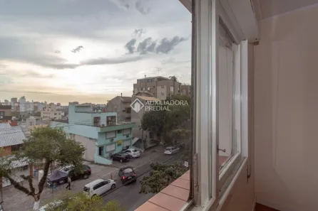 Apartamento com 3 Quartos à venda, 86m² no Mont Serrat, Porto Alegre