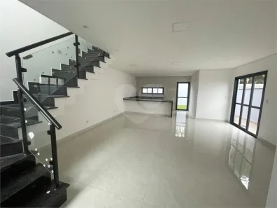 Sobrado com 3 Quartos à venda, 140m² no Villa Di Cesar, Mogi das Cruzes