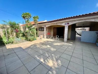 Casa com 5 Quartos à venda, 186m² no Centro, Matinhos