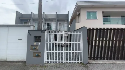 Casa com 2 Quartos para alugar, 60m² no Adhemar Garcia, Joinville