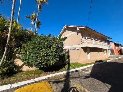 Casa de Condomínio com 4 Quartos à venda, 200m² no Cavalhada, Porto Alegre
