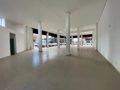 Ponto Comercial para alugar, 138m² no Cabral, Contagem