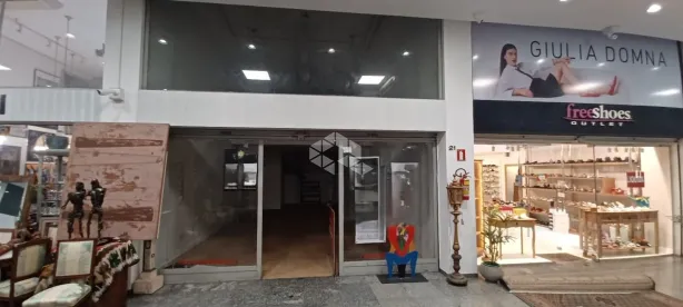 Ponto Comercial à venda, 51m² no Moinhos de Vento, Porto Alegre
