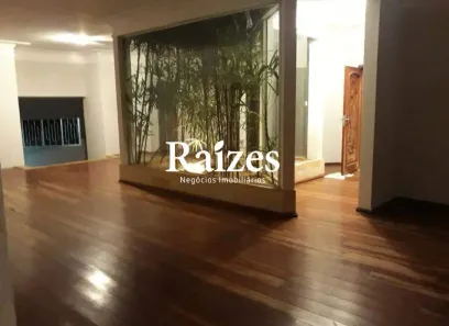 Casa com 5 Quartos à venda, 450m² no Morada dos Pássaros, Uberlândia
