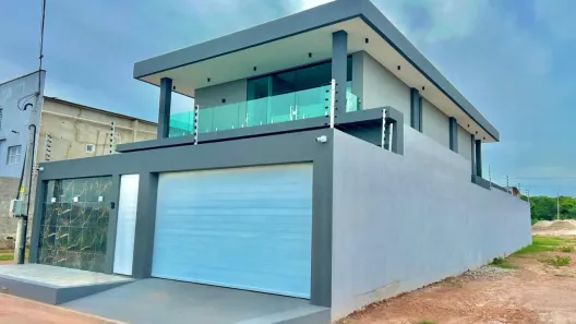 Casa com 3 Quartos à venda, 262m² no Cidade Alpha, Eusébio