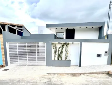 Casa com 3 Quartos à venda, 188m² no São Pedro, Juiz de Fora