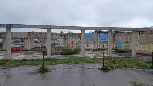 Lote/Terreno à venda, 4466m² no Maracanã, Colombo