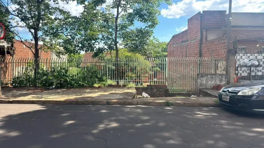 Lote/Terreno à venda, 300m² no Jardim São Silvestre, Maringá