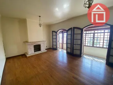 Casa com 4 Quartos à venda, 311m² no Jardim das Laranjeiras, Bragança Paulista