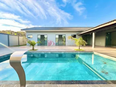 Fazenda/Sítio com 3 Quartos à venda, 750m² no Centro, Iguaraçu