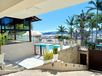 Casa com 5 Quartos à venda, 161m² no Abraão, Florianópolis