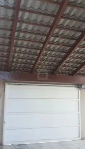 Casa com 2 Quartos para alugar, 110m² no Jardim Europa, Uberlândia