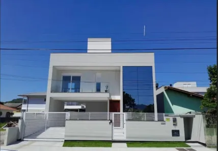 Sobrado com 3 Quartos à venda, 210m² no Campeche, Florianópolis
