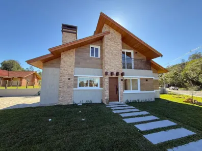 Casa com 2 Quartos à venda, 115m² no Carazal, Gramado
