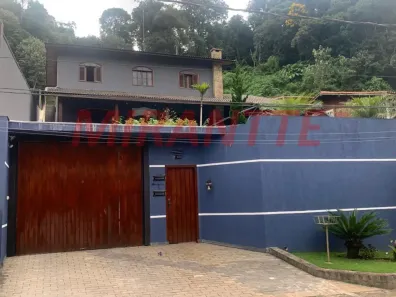 Casa de Condomínio com 3 Quartos à venda, 600m² no Centro, Mairiporã
