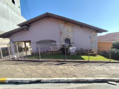 Casa com 3 Quartos à venda, 170m² no Centro, Caçador