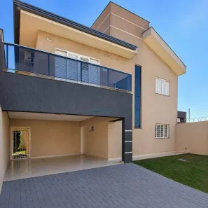 Sobrado com 3 Quartos à venda, 217m² no Andes, Londrina