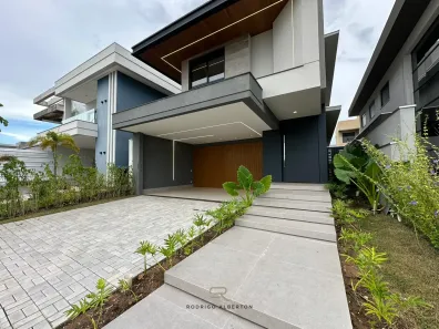 Sobrado com 4 Quartos à venda, 261m² no Jardim Aclimação, Cuiabá