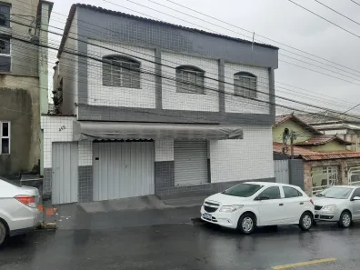 Prédio Residencial com 10 Quartos à venda, 360m² no Monte Castelo, Contagem