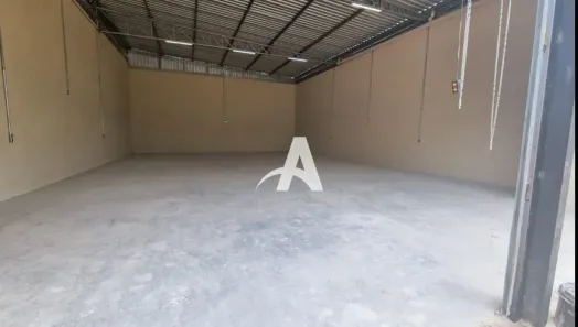 Galpão/Depósito/Armazém para alugar, 215m² no Shopping Park, Uberlândia