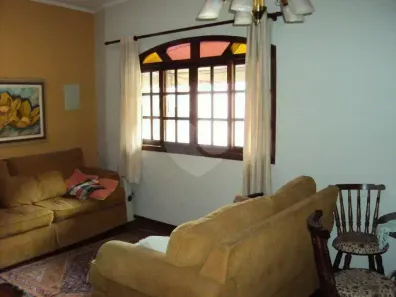 Sobrado com 4 Quartos para alugar, 300m² no Vila Guarani (Z Sul), São Paulo