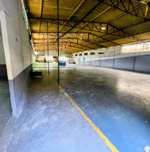 Prédio Comercial para alugar, 2710m² no Santa Cruz dos Lázaros, Jacareí