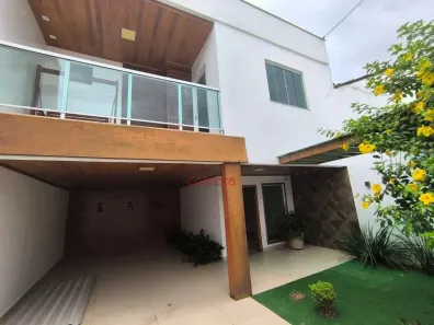 Casa com 3 Quartos à venda, 220m² no Santo Agostinho, Governador Valadares