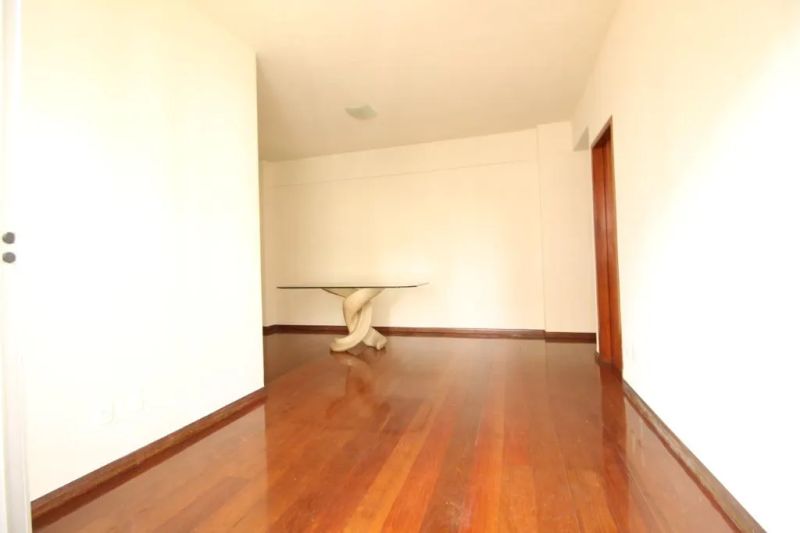 Apartamento com 3 quartos — Centro, Belo Horizonte
