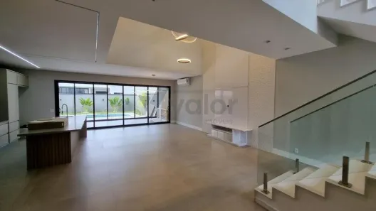 Casa de Condomínio com 3 Quartos à venda, 275m² no Swiss Park, Campinas