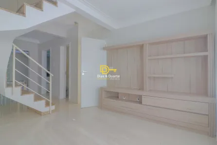 Sobrado com 3 Quartos para alugar, 145m² no Campo Comprido, Curitiba