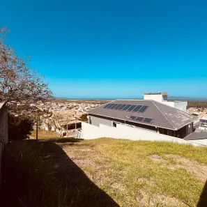Lote/Terreno à venda, 420m² no Peró, Cabo Frio