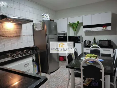 Casa com 3 Quartos à venda, 158m² no Jardim Santa Marina, Jacareí