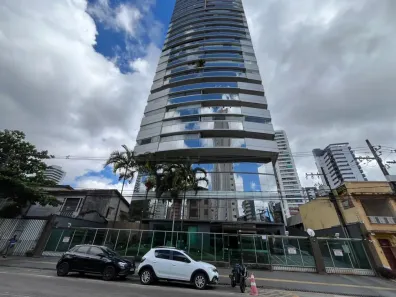 Apartamento com 4 Quartos para alugar, 187m² no Umarizal, Belém