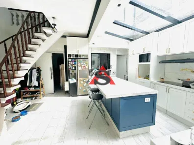 Sobrado com 2 Quartos à venda, 179m² no Vila Firmiano Pinto, São Paulo