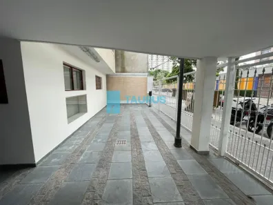 Casa com 4 Quartos para alugar, 282m² no Indianópolis, São Paulo