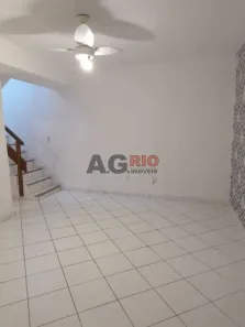 Casa com 2 Quartos à venda, 97m² no Bento Ribeiro, Rio de Janeiro