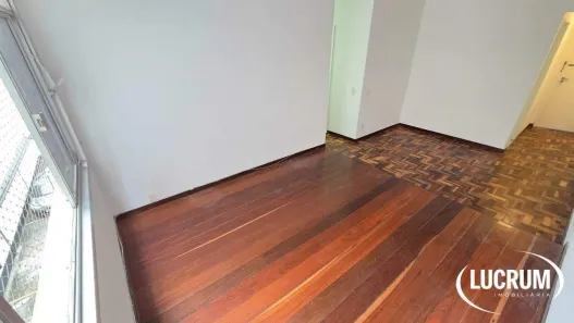 Apartamento com 3 Quartos para alugar, 91m² no Laranjeiras, Rio de Janeiro