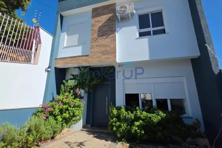Casa com 4 Quartos à venda, 168m² no Chácara das Pedras, Porto Alegre