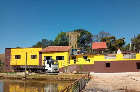 Fazenda/Sítio com 3 Quartos à venda, 3000m² no Centro, São José dos Campos