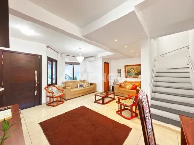 Casa com 3 Quartos à venda, 181m² no Jardim Itu, Porto Alegre