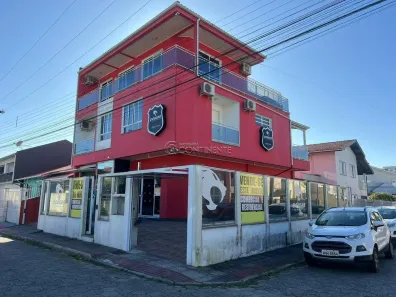 Casa com 3 Quartos à venda, 291m² no Roçado, São José